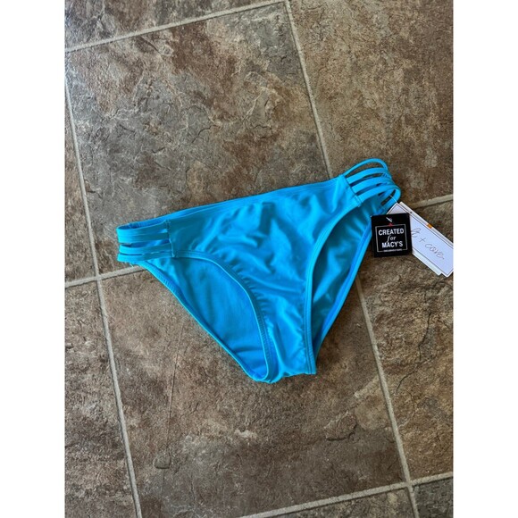 Salt & Cove Salt Strappy-Side Hipster Bikini Bottom
Size Small Aqua - Picture 3 of 8